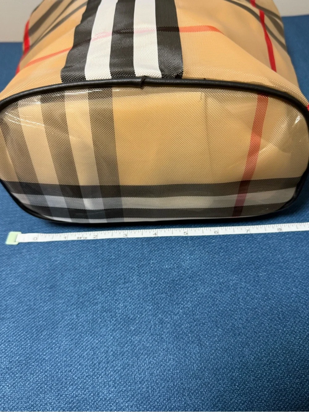 Plaid Tote hand Bag in Beige and Black – Classic Designer-Inspired Style new